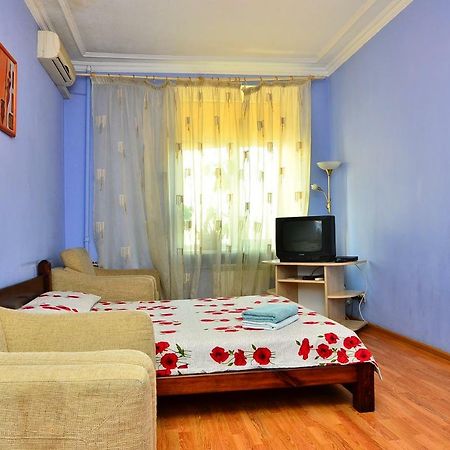 Bolshaya Vasilkovskaya 12 Apartment เคียฟ ภายนอก รูปภาพ