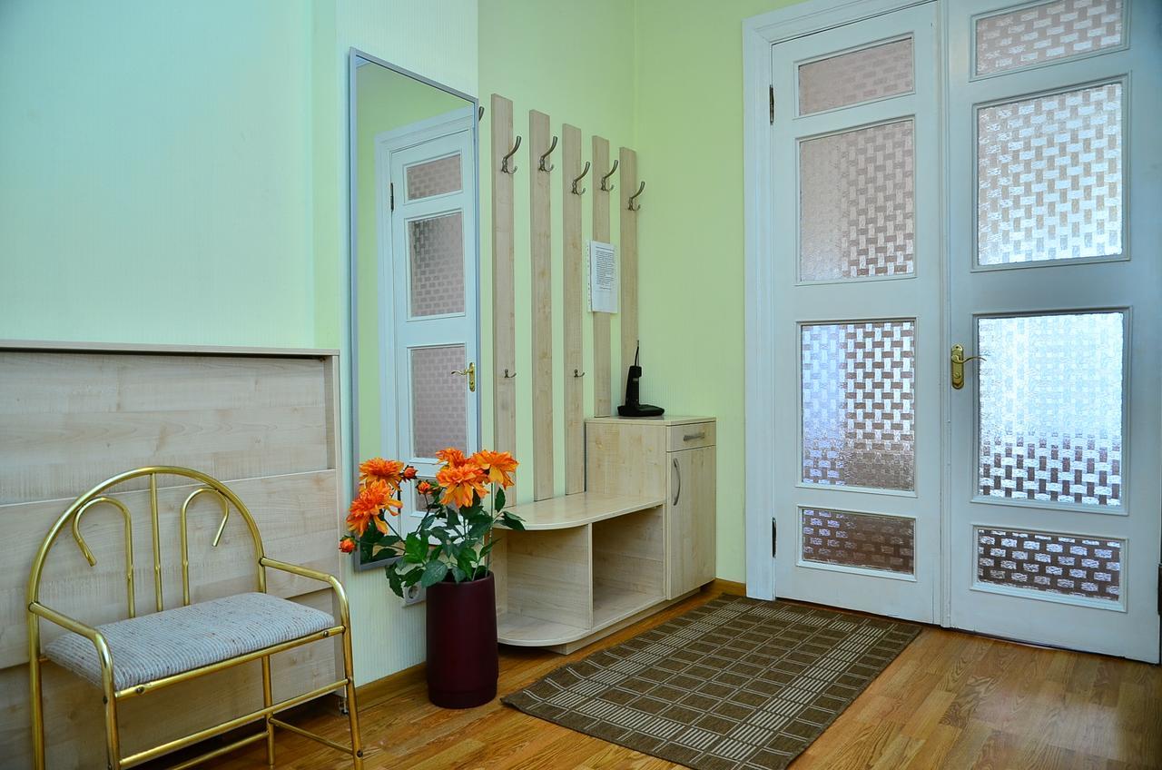 Bolshaya Vasilkovskaya 12 Apartment เคียฟ ภายนอก รูปภาพ